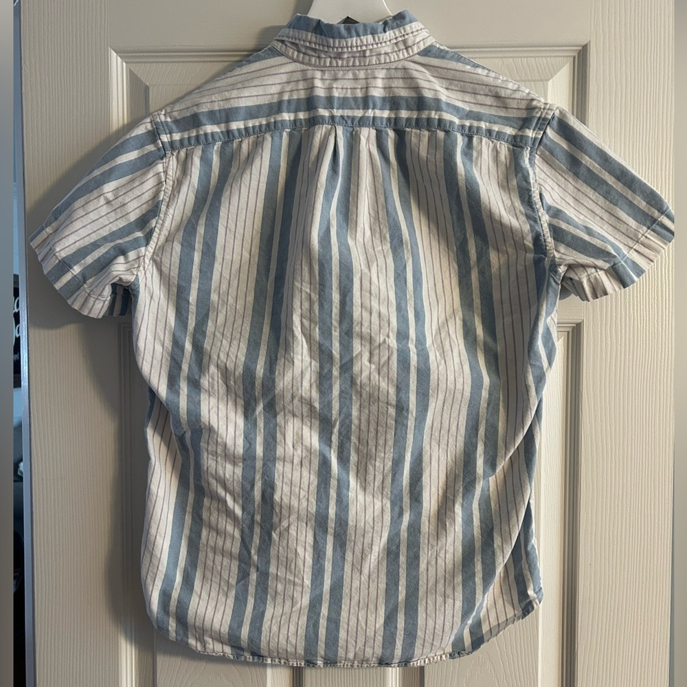 J. Crew Men’s Striped Short Sleeve Button Down - Picture 5 of 5